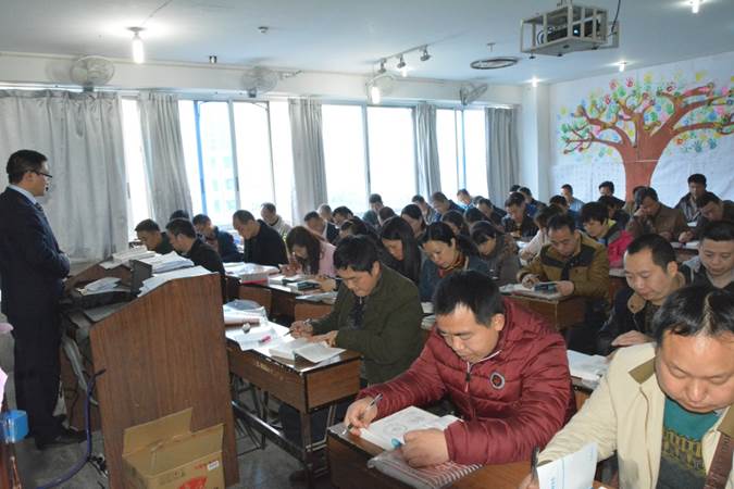 1526456545166021187.jpg 电工培训.jpg