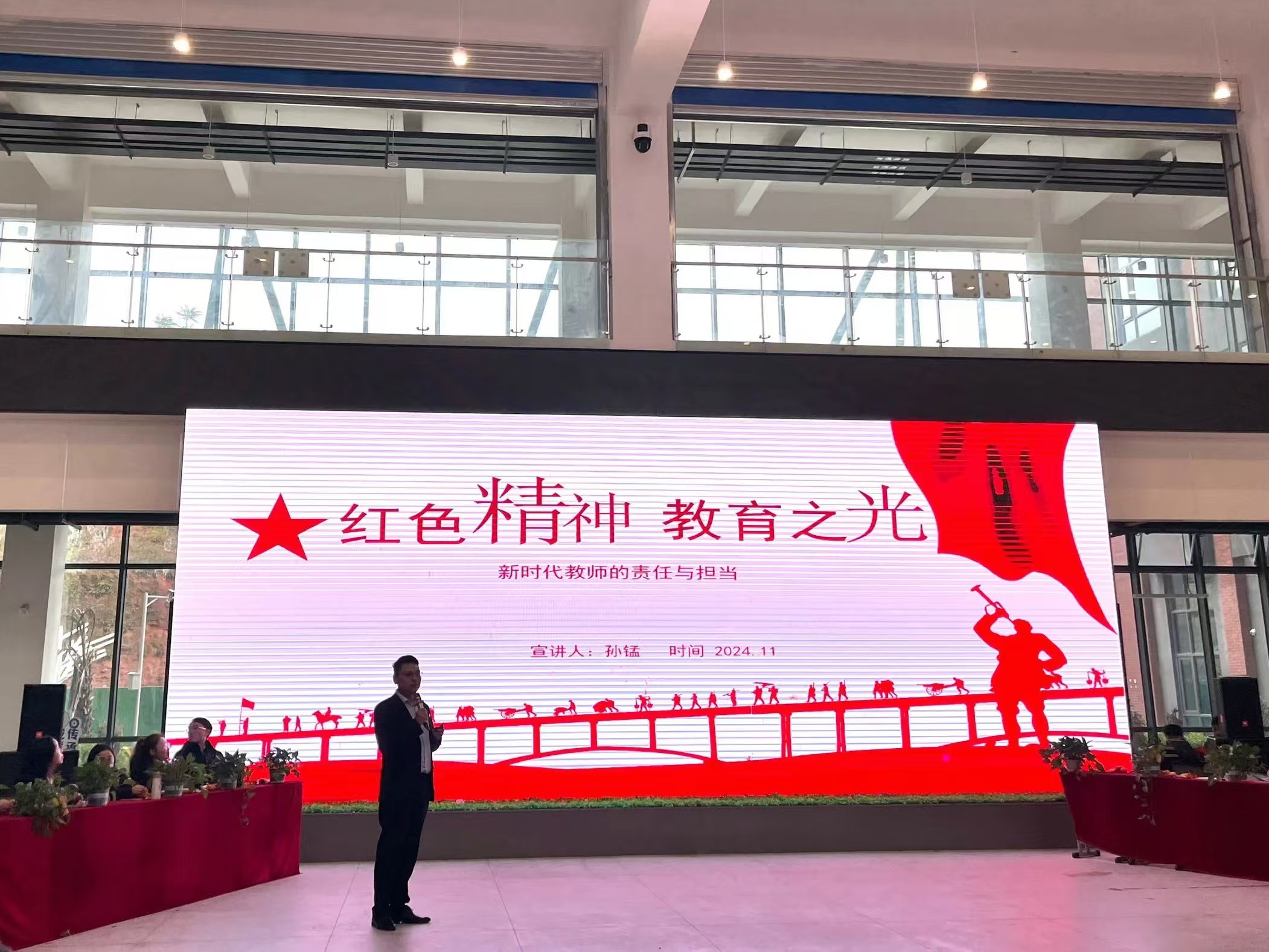 1733216711075049907.jpg 318236ed50a1287a2a58ee33b7fec42.jpg