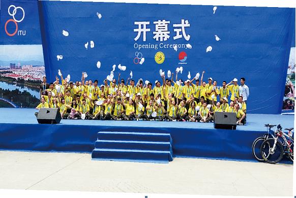 国际铁三环赛志愿者2.jpg